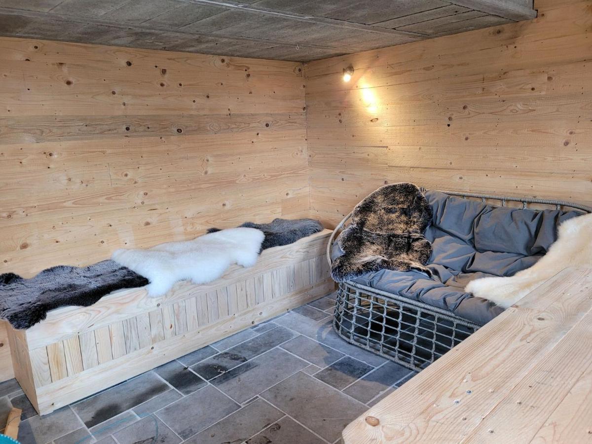 Nice Holiday Home In Nature With Sauna, Hot Tub En Swimming Pool Верв'є Екстер'єр фото